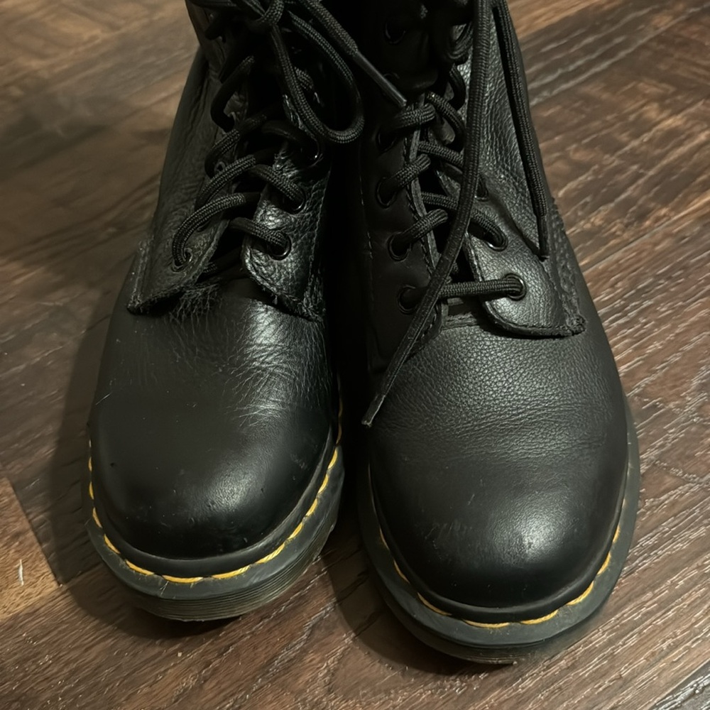 Dr. Martens pascal black boots sz 7 - Picture 2 of 6